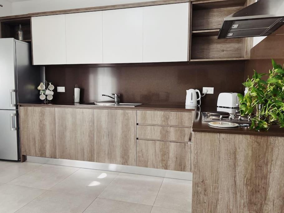 Modern Apartment In Marsaskala Extérieur photo